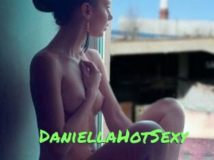 DaniellaHotSexy