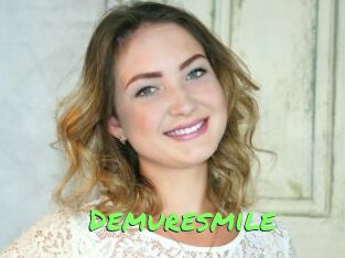 Demuresmile