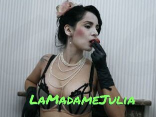 LaMadameJulia