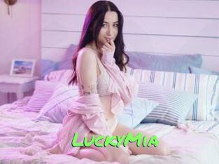 LuckyMia