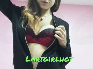 Lartgirlhot