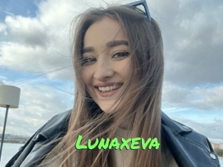 Lunaxeva