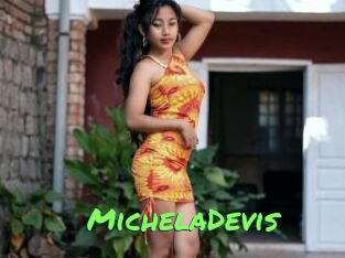 MichelaDevis