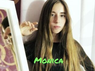 Monica_