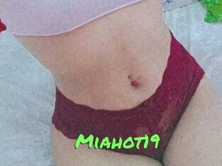 Miahot19