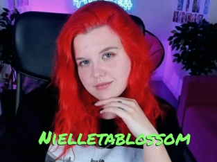 Nielletablossom