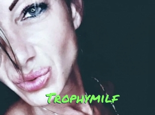 Trophymilf