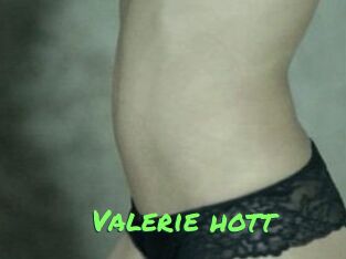 Valerie_hott